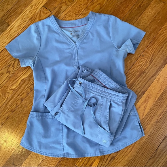 Women’s scrub set